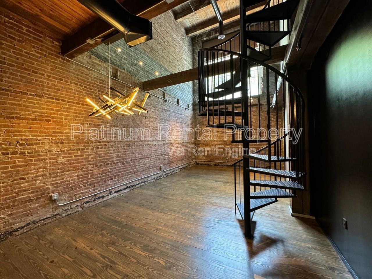 326 Nelson St Sw #208 - Photo 2 of 50