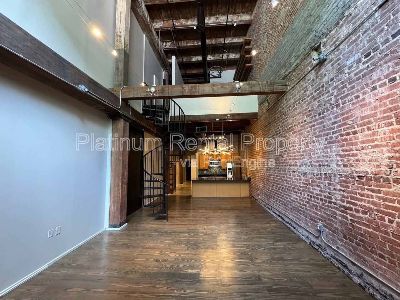 326 Nelson St Sw #208 - Photo 3 of 50