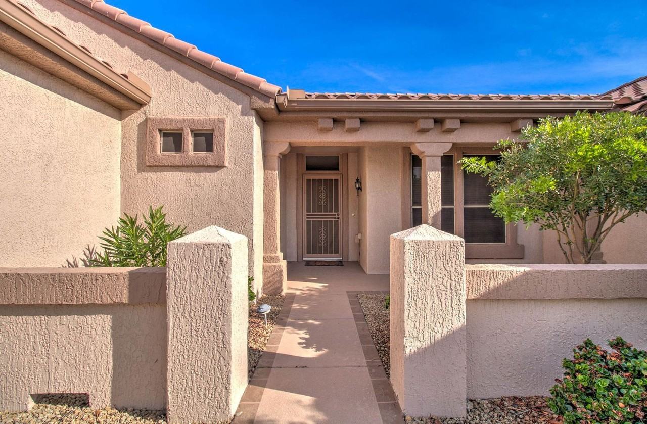 15567 W Coral Pointe Dr - Photo 4 of 39