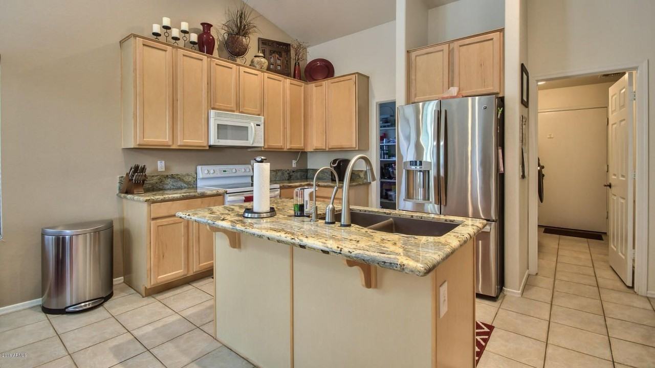 29230 N 50th Pl - Photo 4 of 24