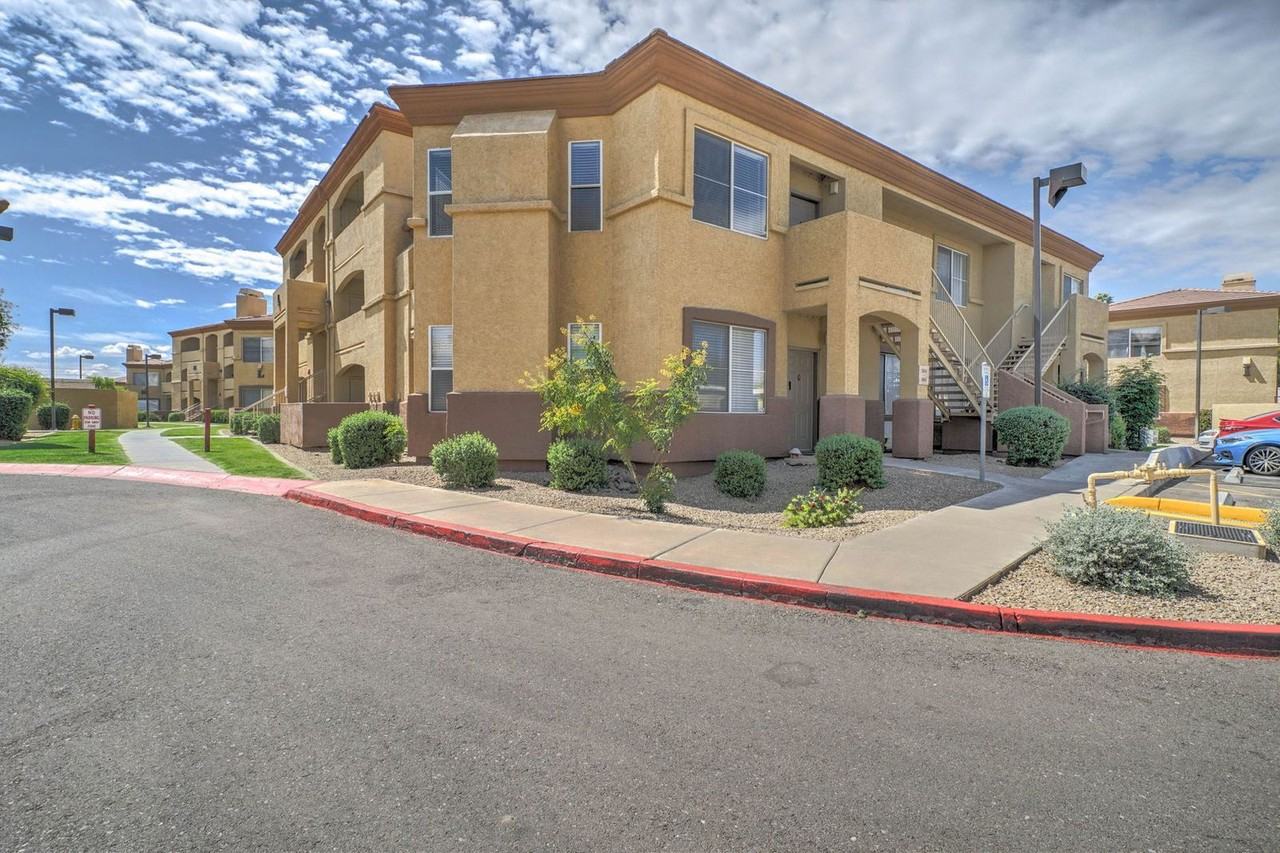 2134 E Broadway Rd #2041