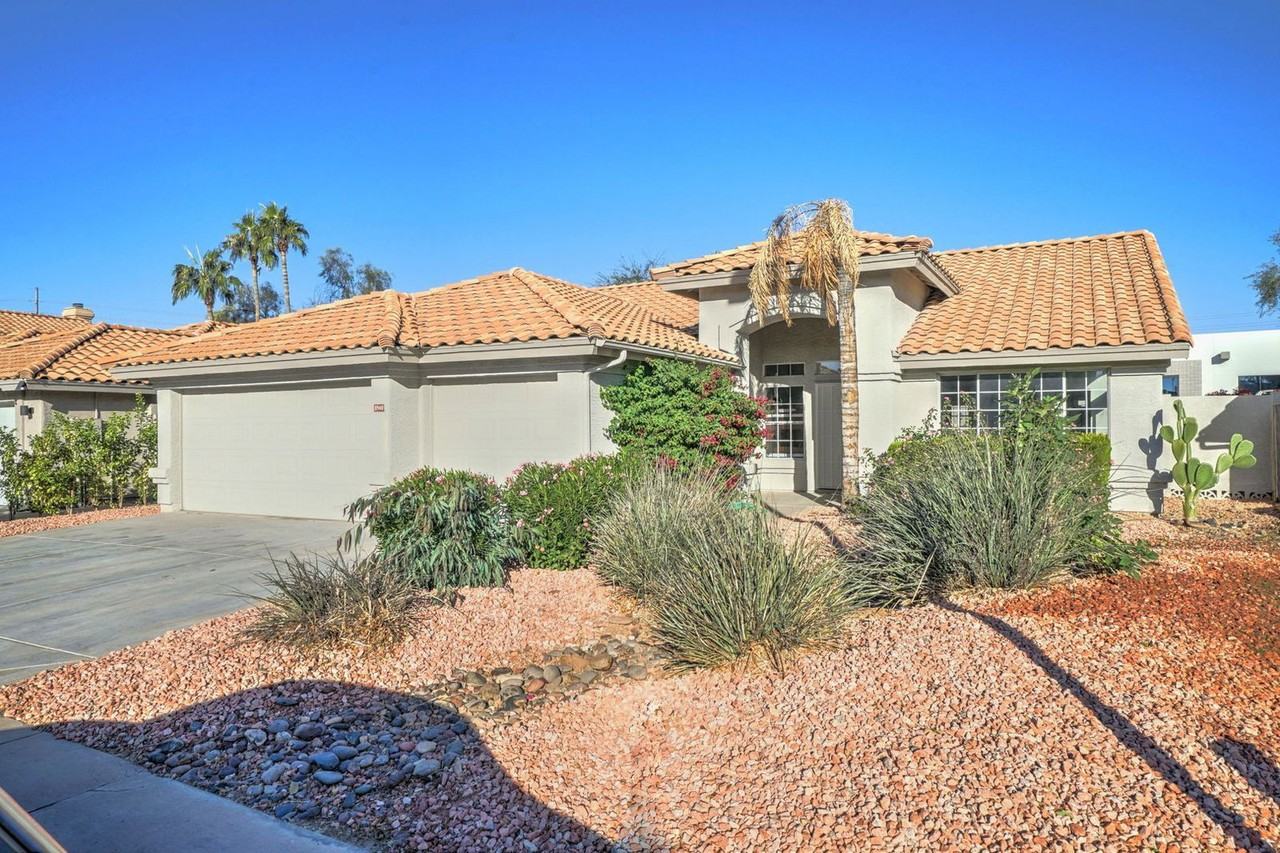 8940 E Palm Ridge Dr - Photo 4 of 41