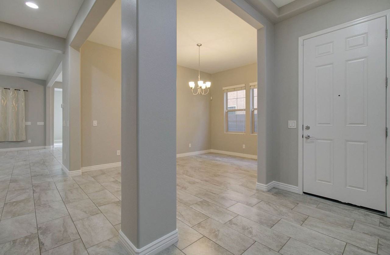 4617 E Walter Way - Photo 6 of 50