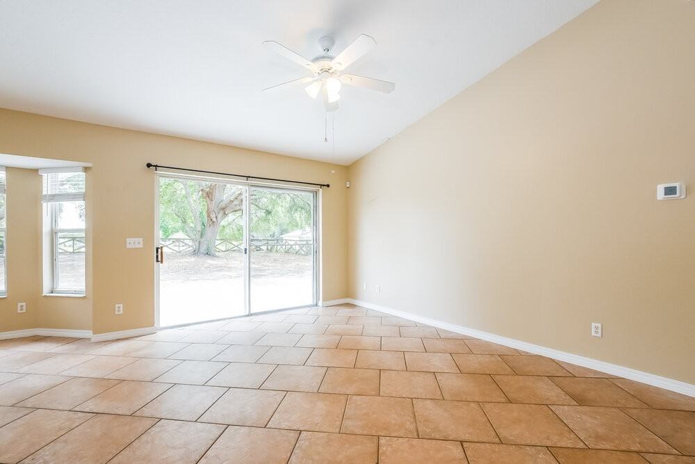 11036 Oswalt Rd - Photo 3 of 16