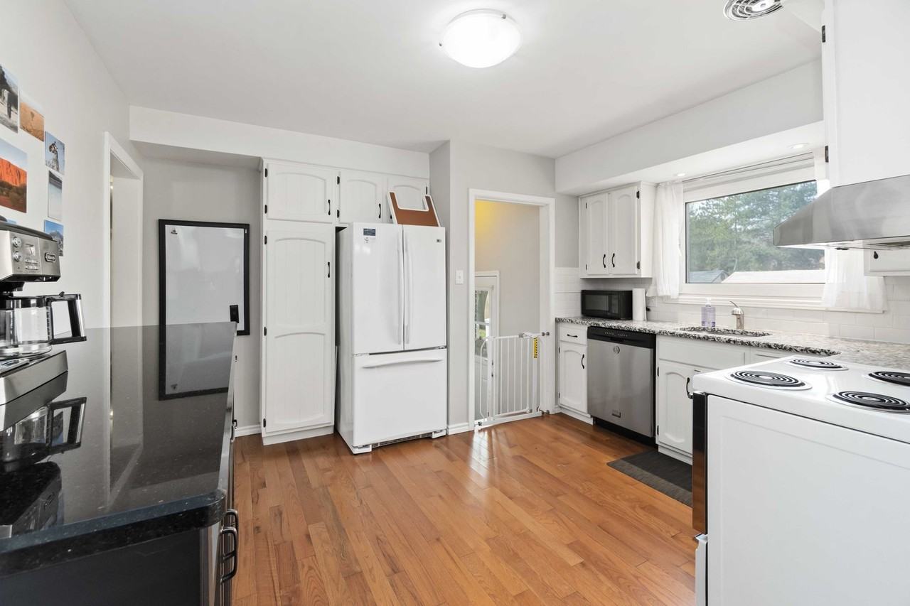 1773 Modeland Rd - Photo 2 of 35