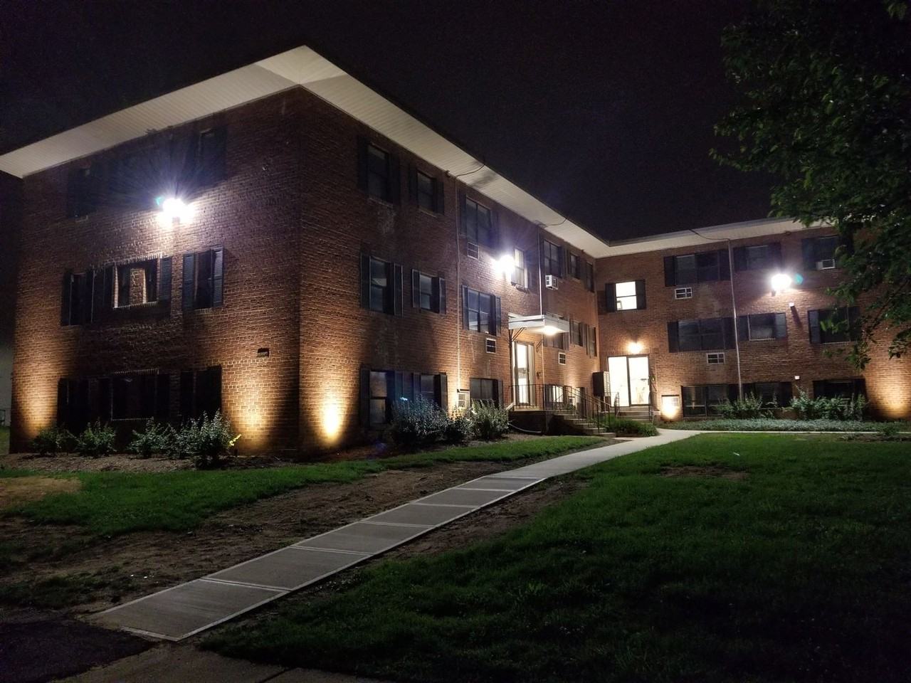 1215 N Quinn Street - Photo 2 of 22