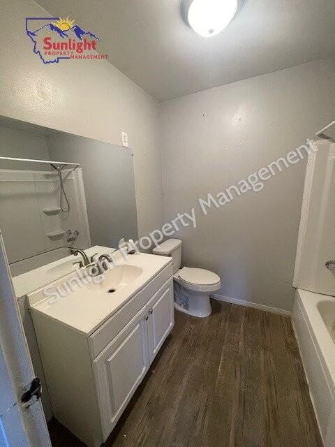 310 N Main St - Photo 5 of 8