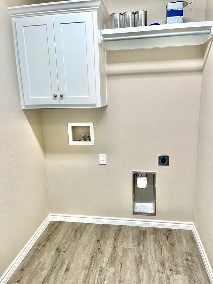 7011 10th St - Photo 5 of 15