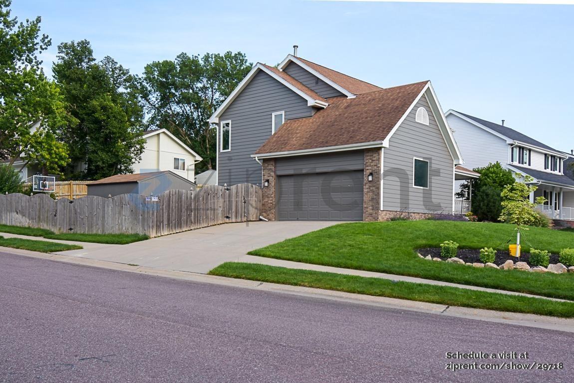 721 N Aberdeen Dr - Photo 3 of 26