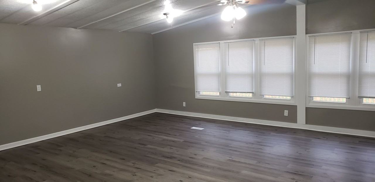 18 Cedar Is - Photo 2 of 13