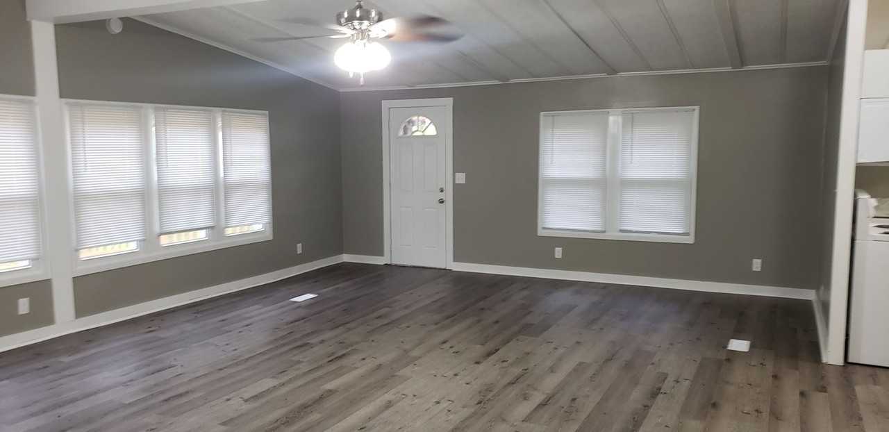 18 Cedar Is - Photo 3 of 13