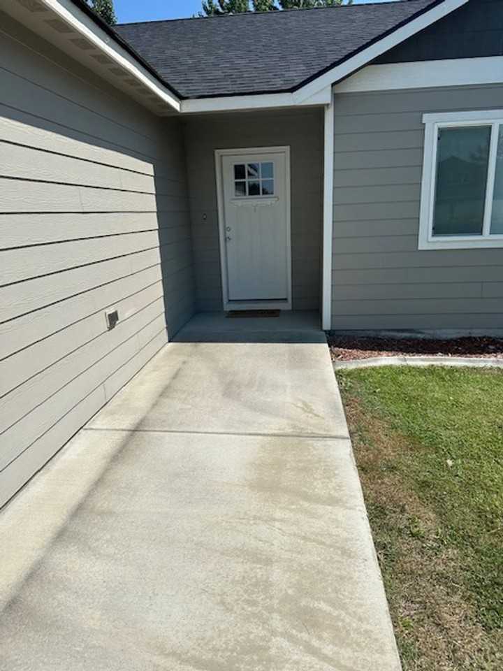 1139 S June Dr - Photo 2 of 16