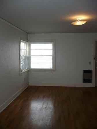 748 W 8th Ave - Photo 5 of 16