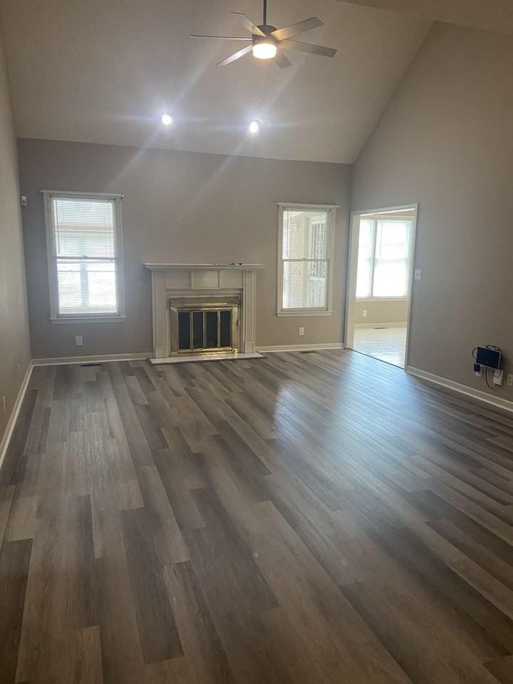 4237 Trenton Rd - Photo 3 of 36