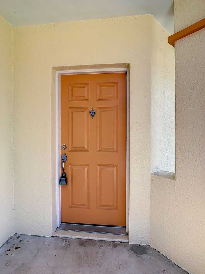 1196 Rio De Janeiro Ave #206F - Photo 5 of 49