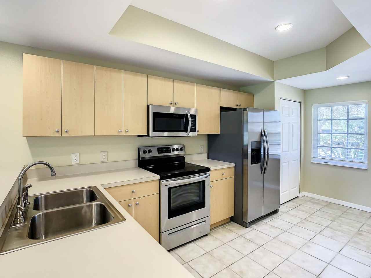 1196 Rio De Janeiro Ave #206F - Photo 7 of 49