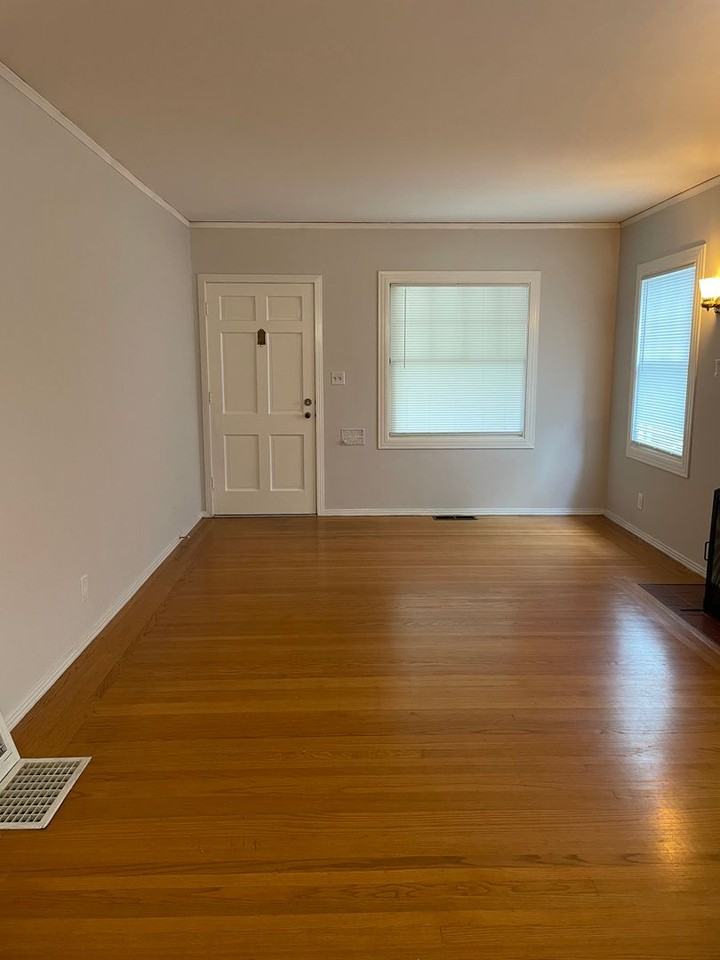 2001 5th Ave - Photo 3 of 13