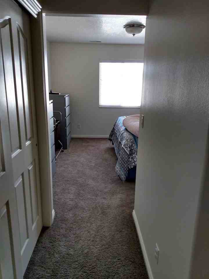 2874 W 1170 N - Photo 6 of 17