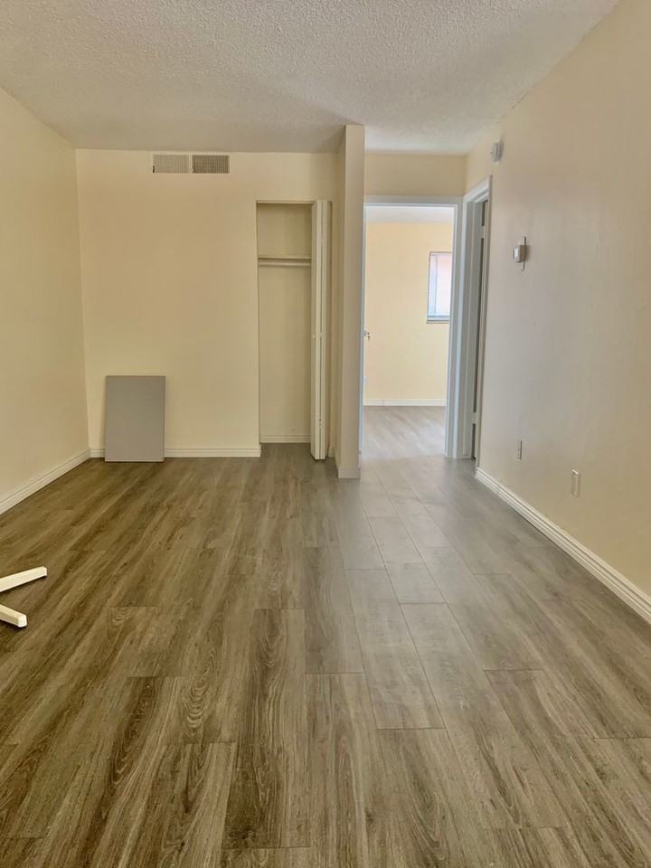3303 Madison Ave - Photo 3 of 11