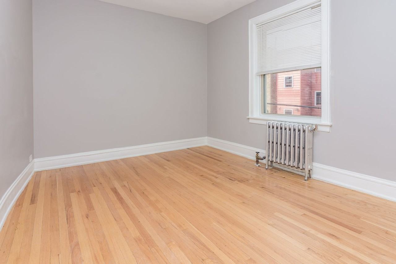 7616 S. Phillips Ave - Photo 5 of 16