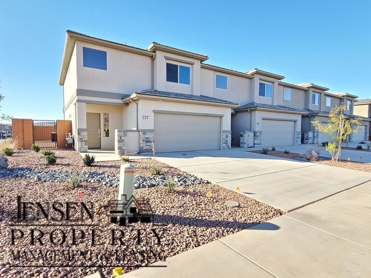 317 W Red Vista Dr - Photo 3 of 49