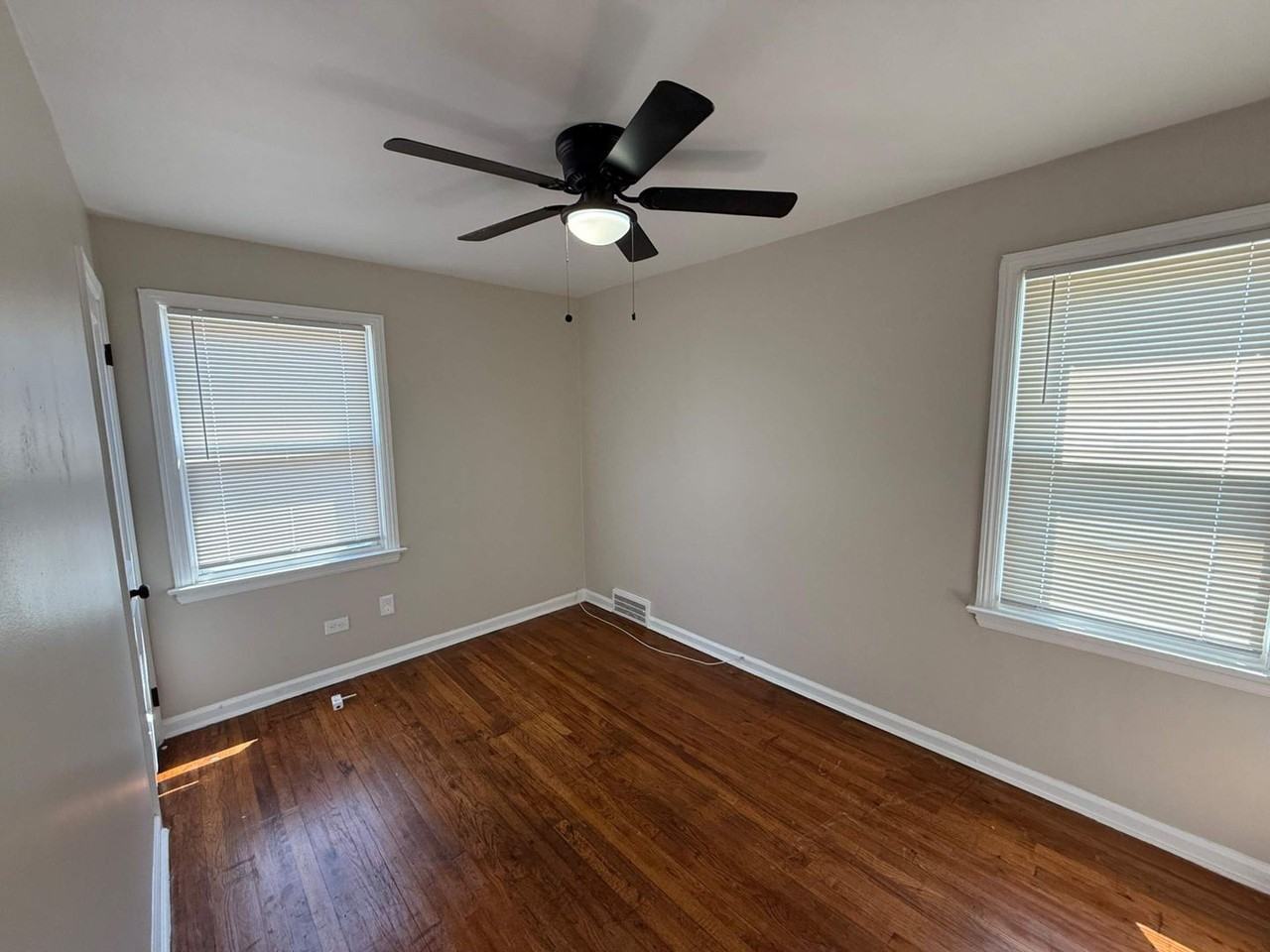 15700 Greenfield Road - Photo 2 of 9