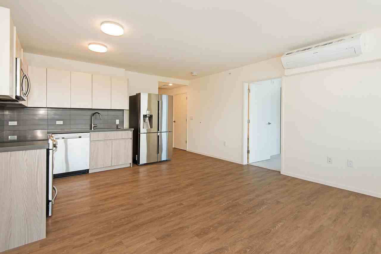 1631 Kapiolani Blvd #3301 - Photo 5 of 27