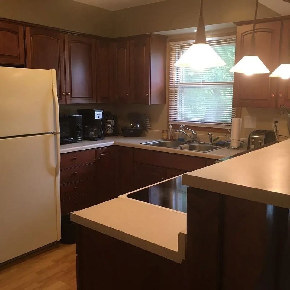 1714 Glenwood Ave - Photo 2 of 14