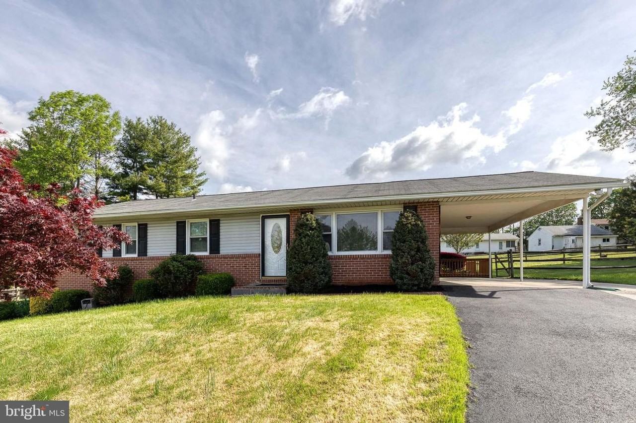 6 Orchard Pl - Photo 2 of 24