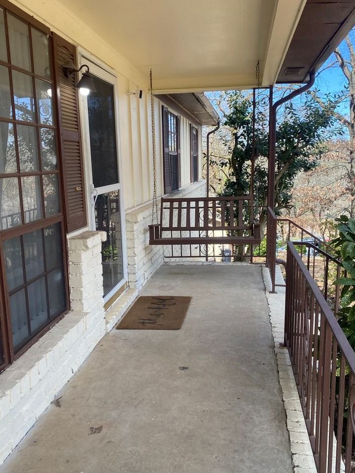 2404 Debbie Dr - Photo 3 of 22