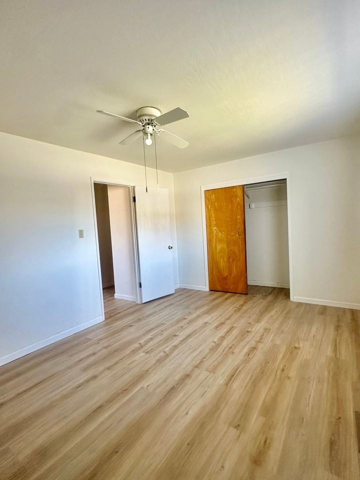 37654 Argyle Rd - Photo 3 of 19