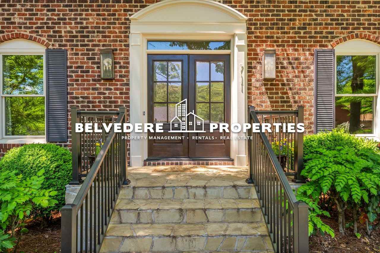 711 Coleridge Dr - Photo 3 of 50