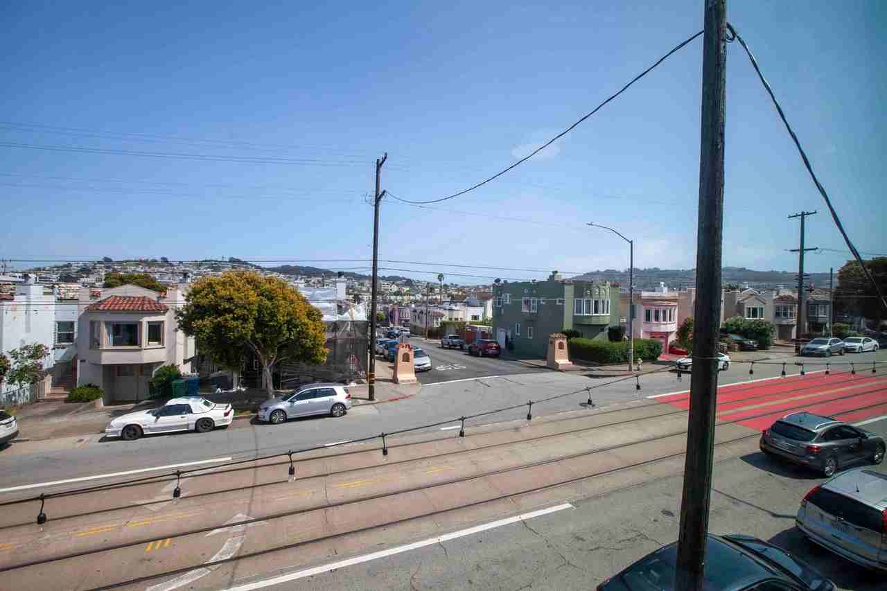 1830 1830 - 1832 San Jose Ave - Photo 3 of 17
