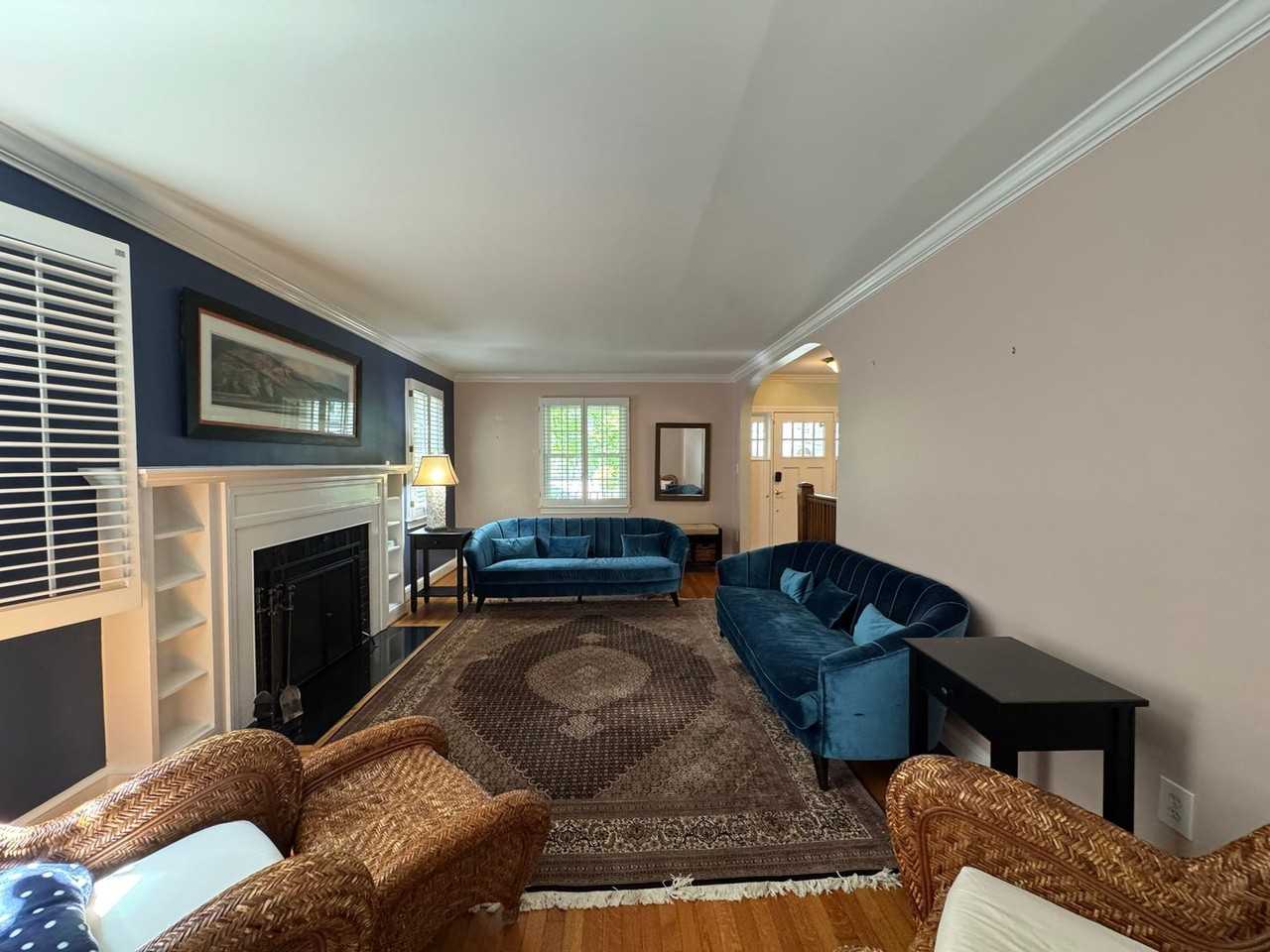 3159 17th St N - Photo 3 of 35