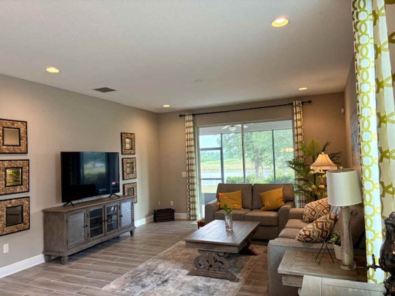3306 Sagebrush St - Photo 6 of 37