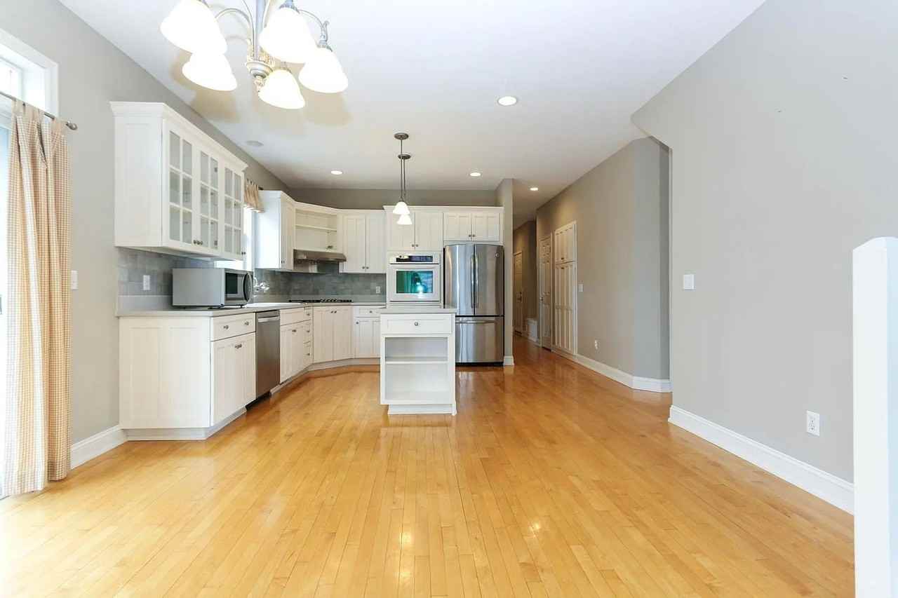 9324 Wilderness Cv - Photo 2 of 36