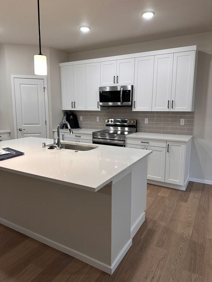 3466 183rd Street Ct E - Photo 7 of 26