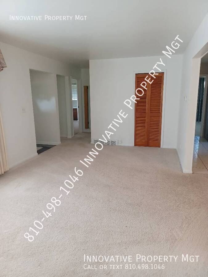 5113 E Mount Morris Rd - Photo 3 of 37