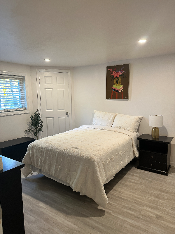 210 Colonial Springs Rd #2 - Photo 3 of 7