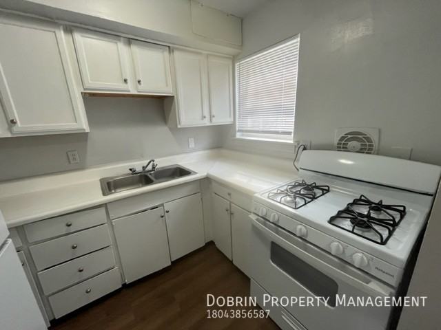 1816 N 21st St #A - Photo 6 of 17