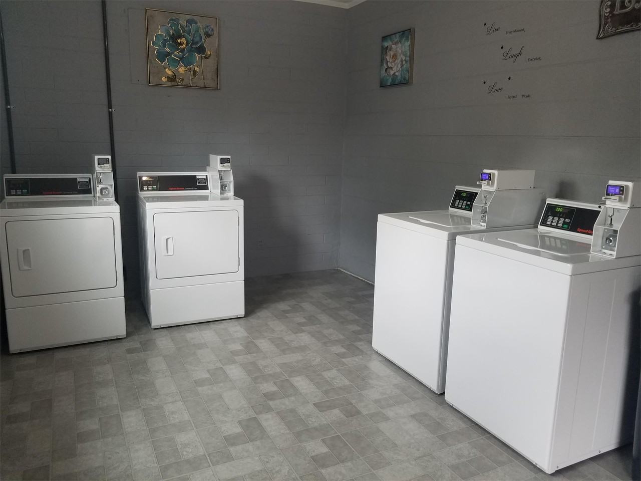 Avenue E Apartments - Photo 3 of 7