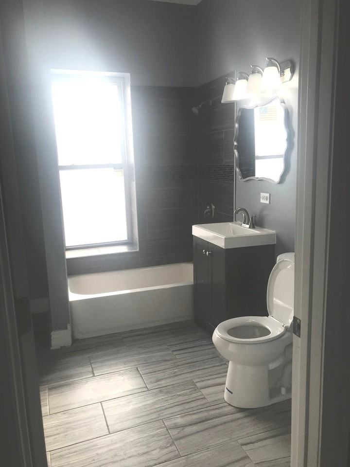 4751 South Prairie Avenue, Unit 1 - Photo 5 of 5