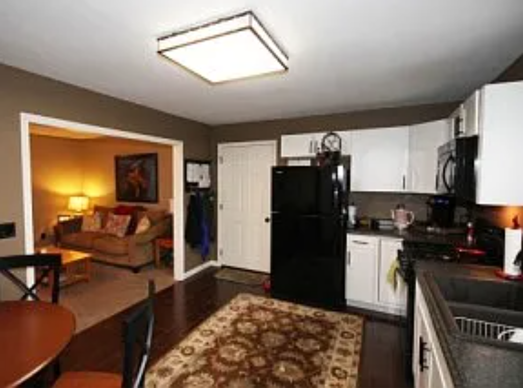 344 Cheryl Dr - Photo 3 of 4