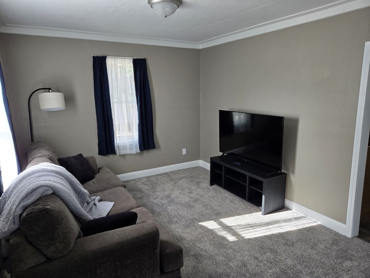 802 South 12th Street - Photo 2 of 11