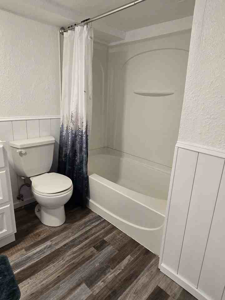 802 South 12th Street - Photo 4 of 11