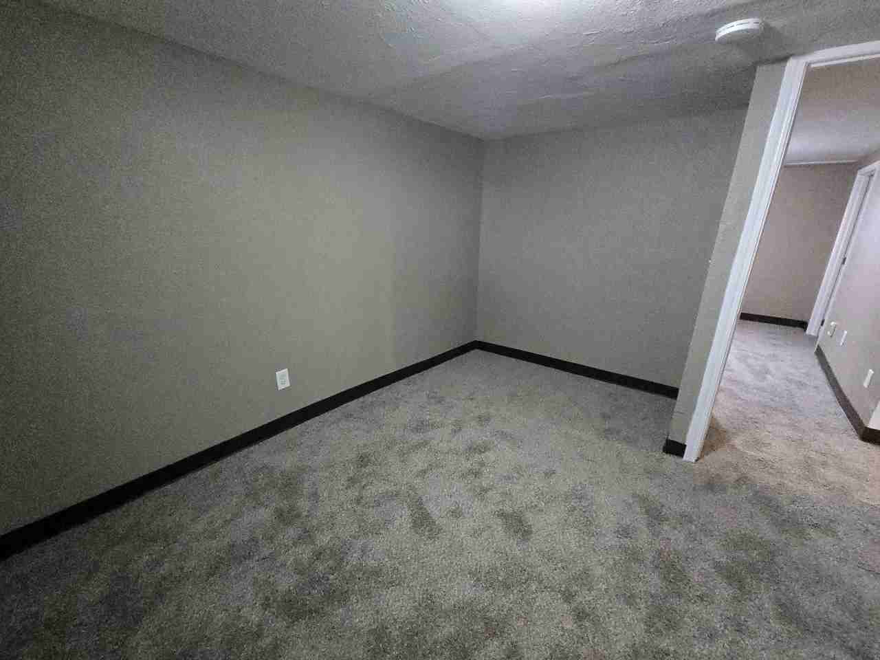 802 South 12th Street - Photo 6 of 11