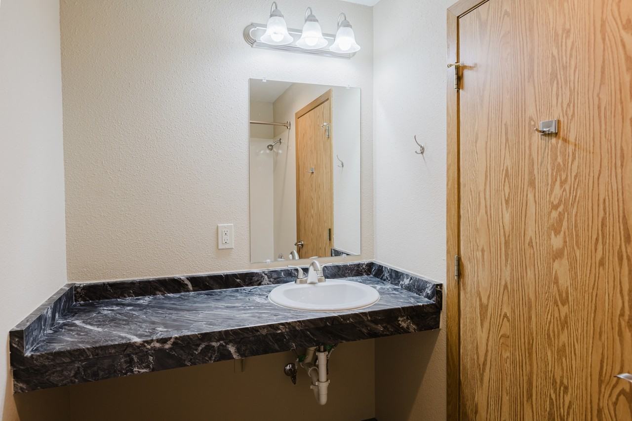 Pagosa Springs Apartments - Photo 3 of 29