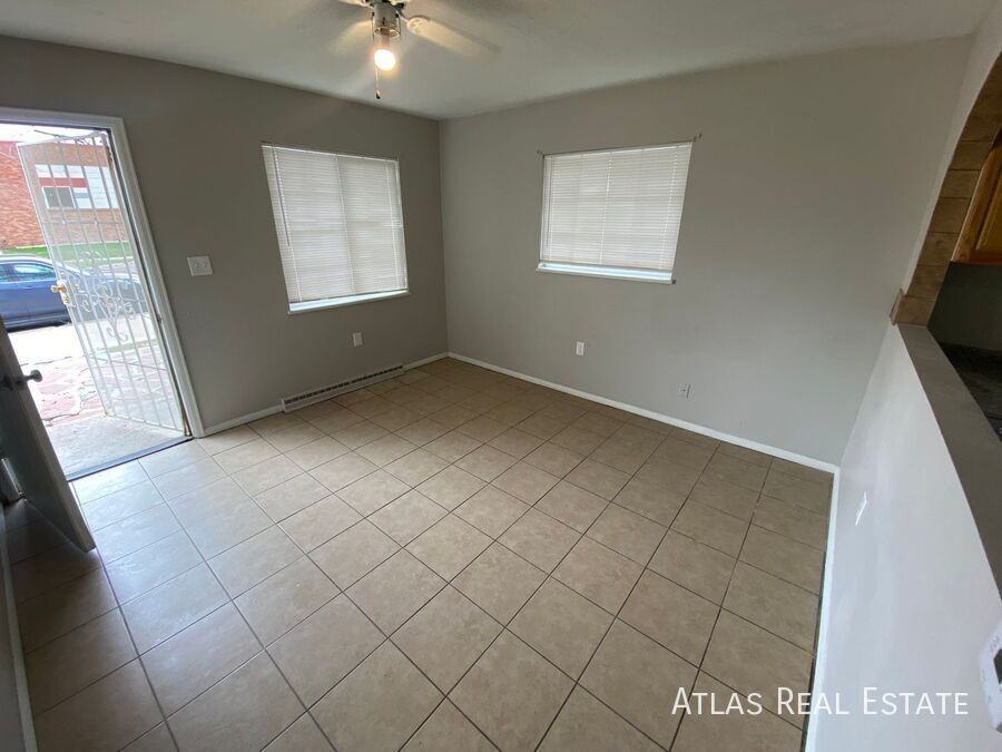 881 E Egbert St - Photo 7 of 9