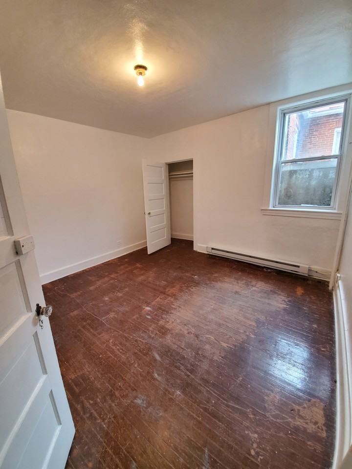 23 Francis Street - Photo 3 of 25