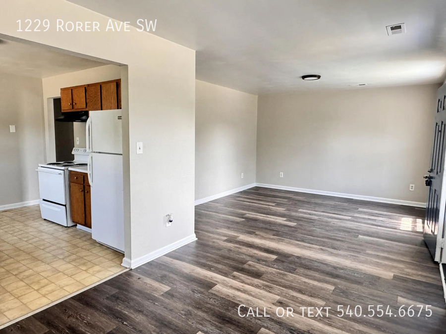 1229 Rorer Ave Sw - Photo 3 of 9